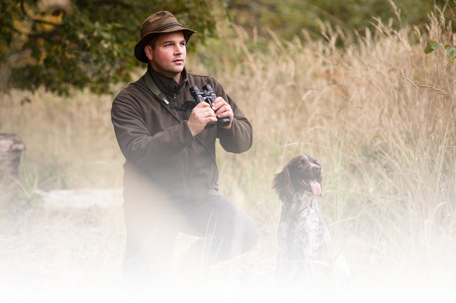 Hotel Klosterkrug Jäger mit Jagdhund